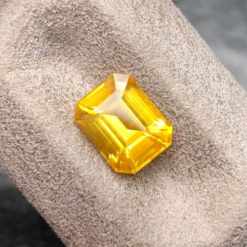 yellow sapphire